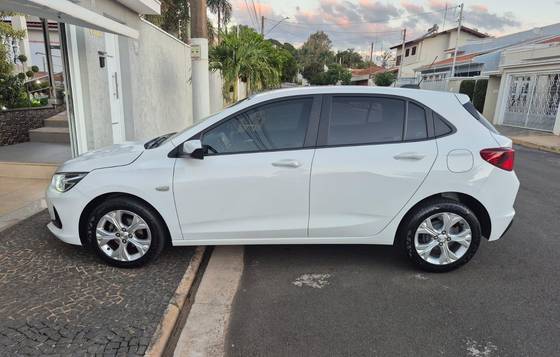CHEVROLET ONIX 1.0 TURBO FLEX LTZ AUTOMÁTICO